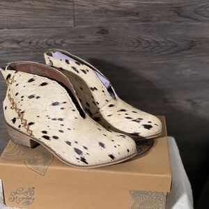 Naughty Monkey Cowhide Haircalf Spotted Ankle Booties Western Style